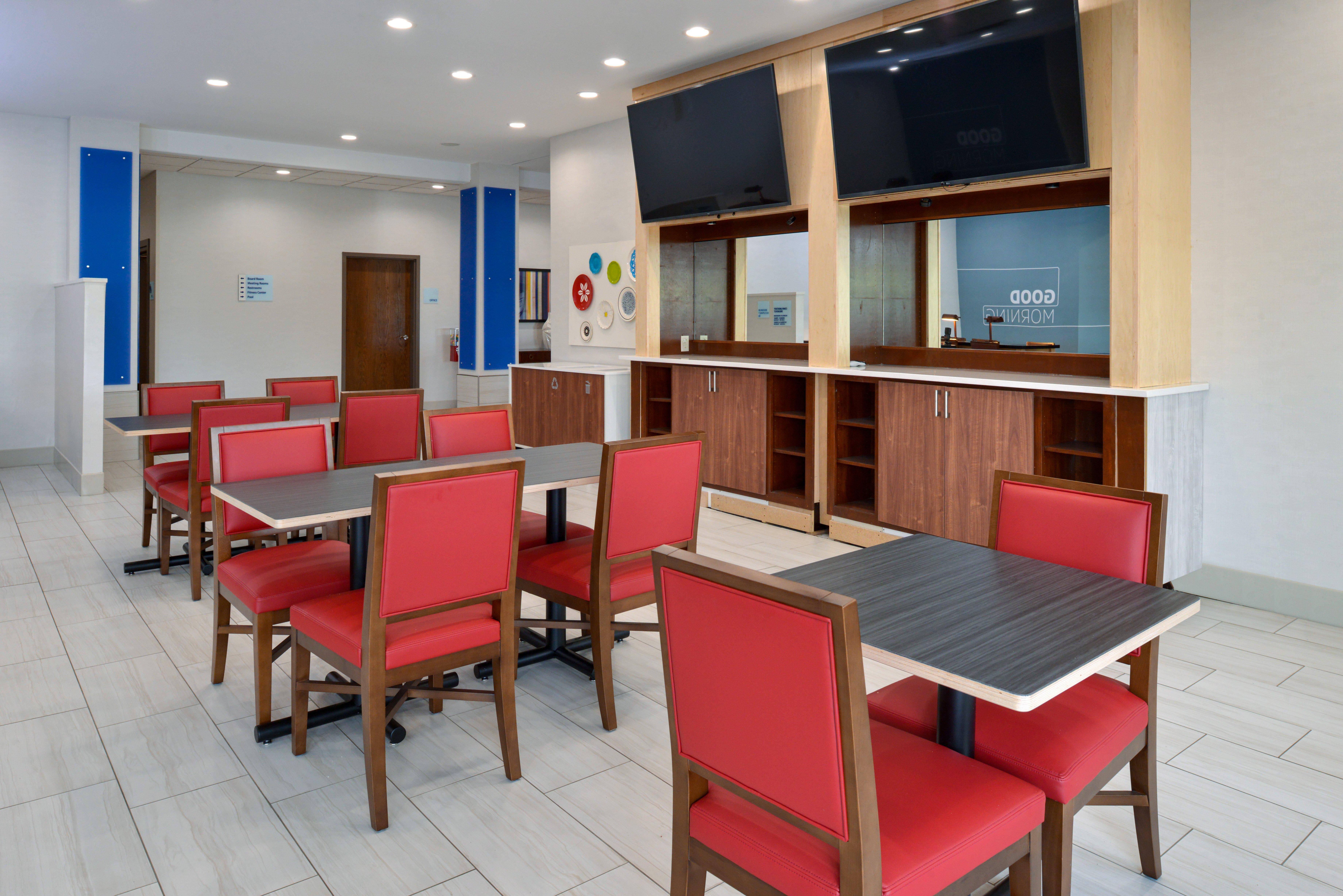 Holiday Inn Express & Suites Pueblo By Ihg Eksteriør billede