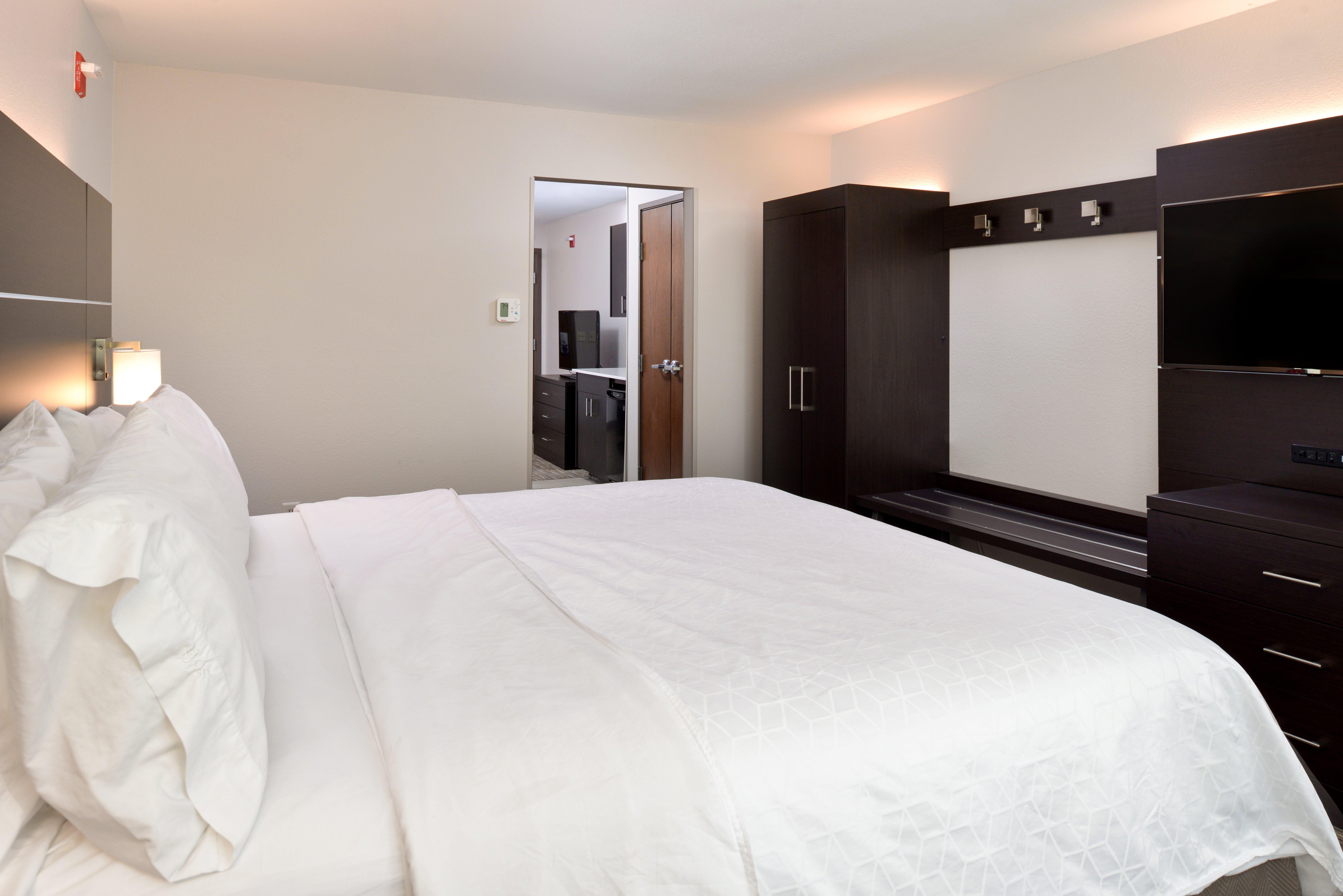 Holiday Inn Express & Suites Pueblo By Ihg Eksteriør billede