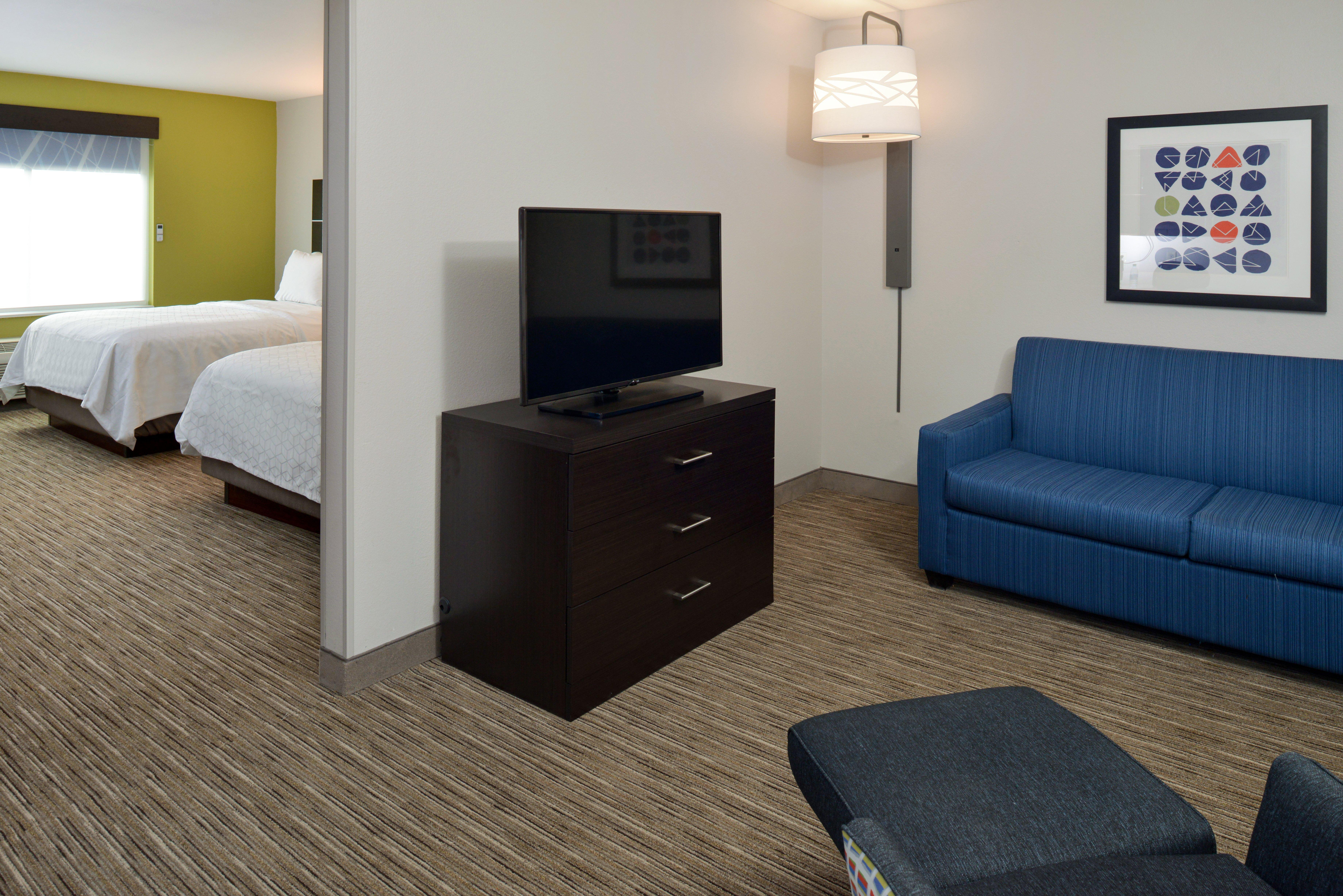 Holiday Inn Express & Suites Pueblo By Ihg Eksteriør billede