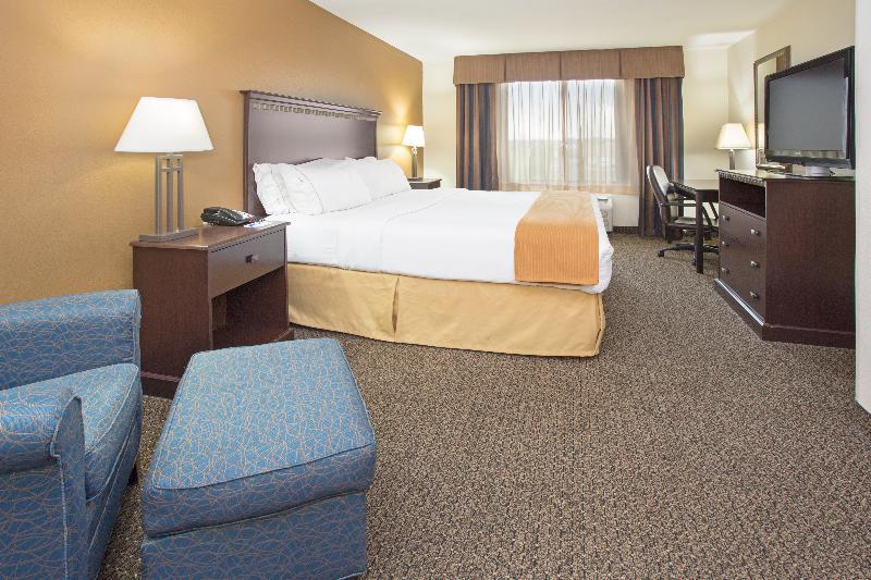 Holiday Inn Express & Suites Pueblo By Ihg Eksteriør billede
